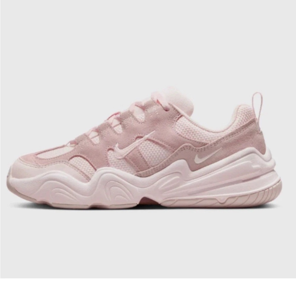 Nike Wmns Tech Hera Pearl Pink Foam DR9761-600 size 16.5
